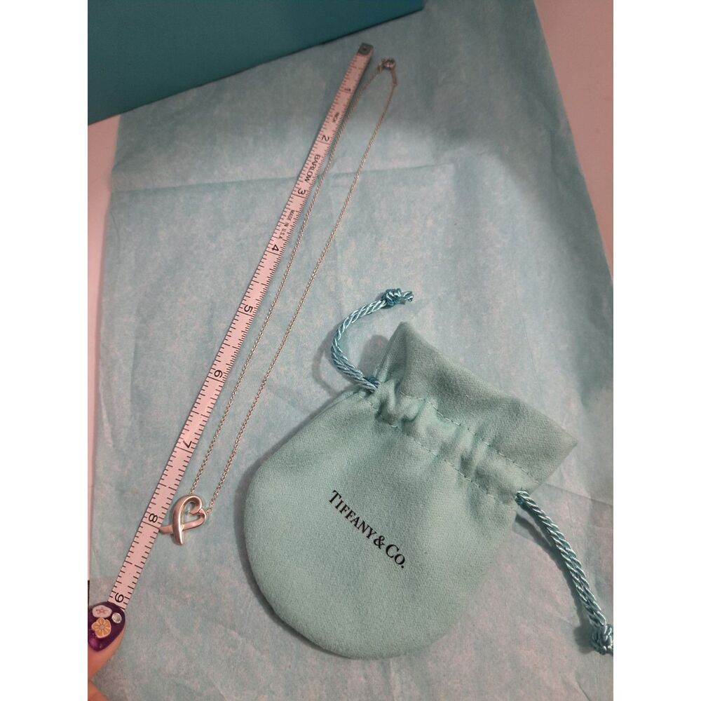 Gorgeous Tiffany & Co large Paloma Picasso Loving Heart 16-inch Necklace